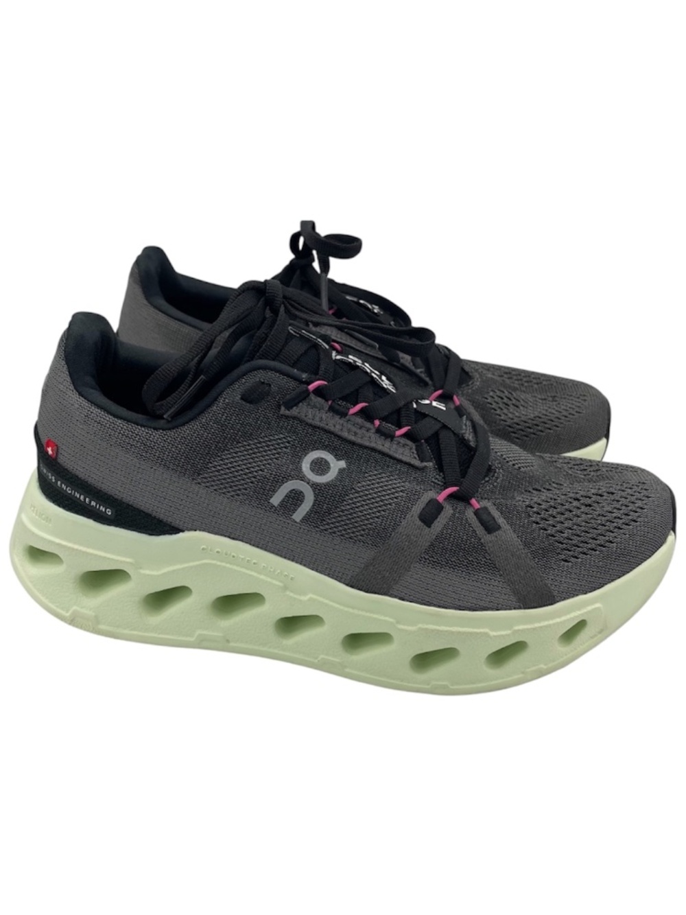 ON Cloud Eclipse women’s running sneakers Size 8.5 gray/green